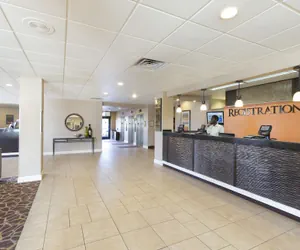 Photo 4 - Rosen Inn, closest to Universal