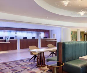 Photo 2 - Miami Airport Marriott