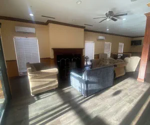 Photo 5 - Truckerz Inn