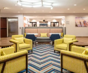 Photo 3 - Hampton Inn by Hilton Irvine East - Lake Forest