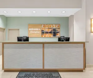 Photo 5 - Hampton Inn & Suites St. Petersburg/Downtown