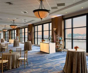 Photo 3 - Baltimore Marriott Waterfront