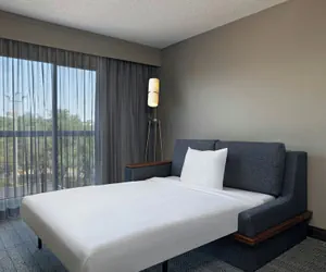 Photo 5 - Courtyard by Marriott Austin The Domain Area