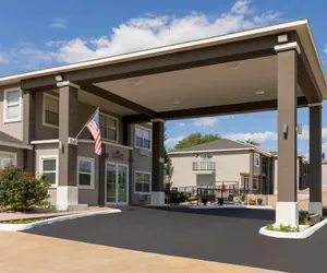 Photo 2 - Days Inn by Wyndham Suites Fredericksburg