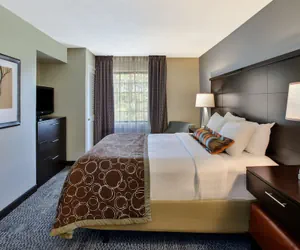 Photo 5 - Staybridge Suites - Louisville - East by IHG