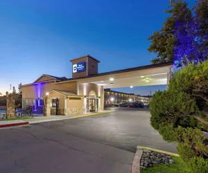 Photo 2 - Best Western Fallon Inn & Suites