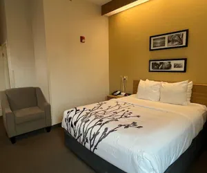 Photo 3 - Spark by Hilton Lynchburg