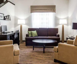 Photo 2 - Spark by Hilton Lynchburg