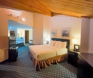 Photo 4 - Baymont by Wyndham Howell/Brighton