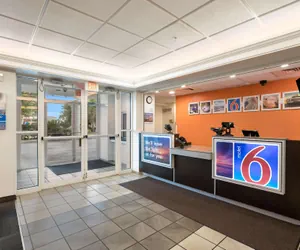 Photo 5 - Motel 6 Orlando, FL - International Dr