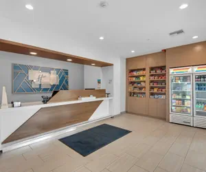 Photo 4 - Holiday Inn Express Destin E - Commons Mall area by IHG