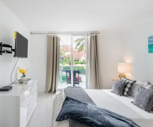 Photo 4 - Wonderful Ocean Reserve Miami Condos