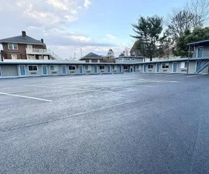 Photo 2 - Residency Inn & Studios