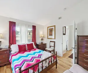 Photo 3 - Paradise On Earth 3 Bedroom Residence by RedAwning