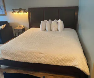 Photo 4 - Gold Suites Rentals