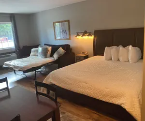 Photo 5 - Gold Suites Rentals