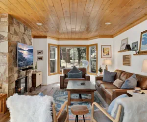 Photo 2 - Green Canoe Cabin #2293