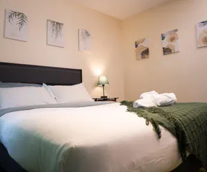 Photo 2 - Downtown Apt Walk to all Stadiums Conv Center