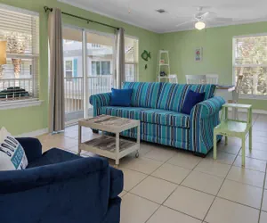 Photo 2 - Rollin Tide Villas