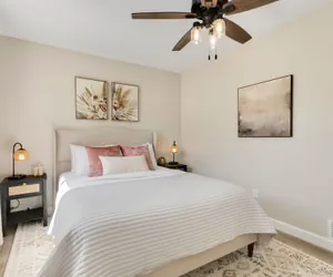 Photo 4 - Downtown Windsor Home With Hot Tub & Pool Table