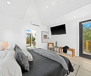 Photo 4 - HERA Treehouse Fredericksburg