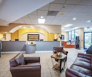 Photo 3 - Premium Condos near Universal Studios