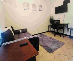 Photo 5 - Apartment Near University