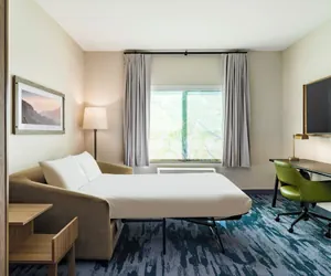 Photo 5 - Fairfield Inn & Suites Hanford