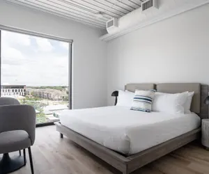 Photo 4 - Studio Haus East 6th Austin by Kasa
