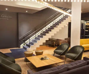 Photo 2 - The Tillary Hotel