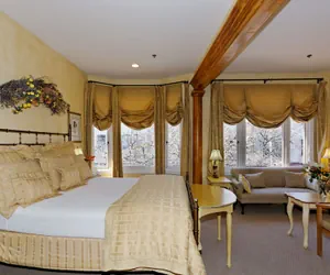 Photo 2 - Hotel Sausalito