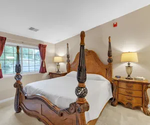 Photo 2 - 3rd Floor Back Side Penthouse Suite - 306 by Grand Wood Suites