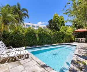 Photo 2 - Bright Stylish Apt in Las Olas Blvd Victoria Park