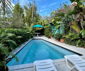 Photo 4 - Bright Stylish Apt in Las Olas Blvd Victoria Park