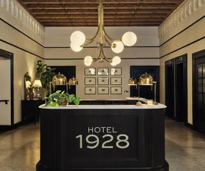 Photo 3 - Hotel 1928