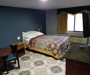 Photo 2 - Budget Motel