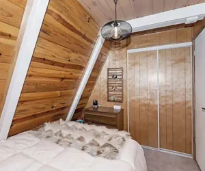 Photo 5 - Acute A-frame Cabin w WiFi