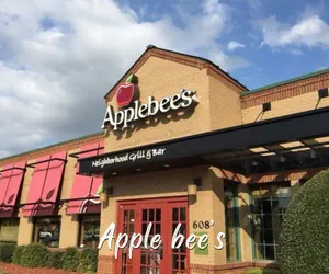 Photo 3 - Comfortable 6BR Urban Retreat Lgbtq 38