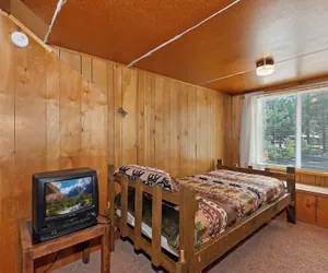 Photo 4 - Sunshine Cabin Cozy 2-Story Getaway