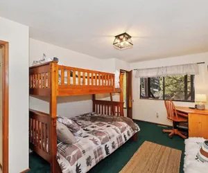 Photo 3 - Everwood Serenity Treehouse