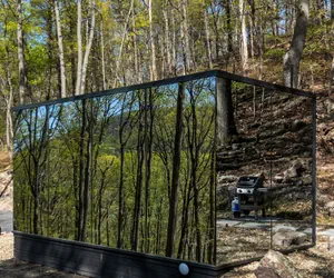 Photo 2 - Mirror Villas - Modern Retreat with private hot tubs and mountain view