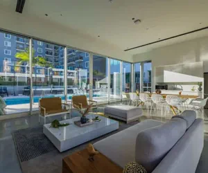 Photo 5 - @ Marbella Lane - Luxurious 3BR Penthouse