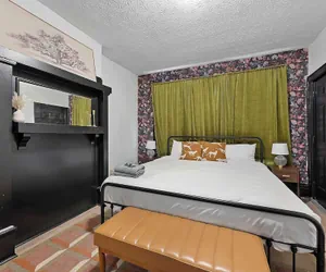 Photo 4 - Merion Village Residences 1166