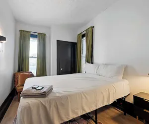 Photo 3 - Merion Village Residences 1166