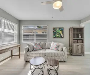 Photo 5 - Modern Apt Near Beach Views & Wi-fi