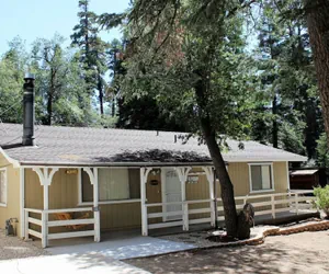 Photo 2 - Cabin with Foosball-Southern Comfort