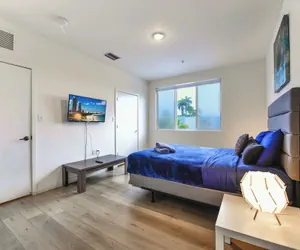 Photo 5 - Stylish Townhouses by Design District