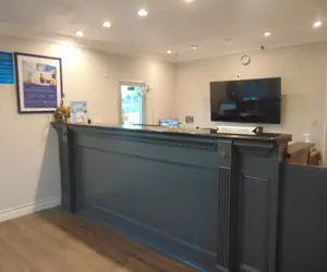 Photo 3 - Days Inn by Wyndham Victorville