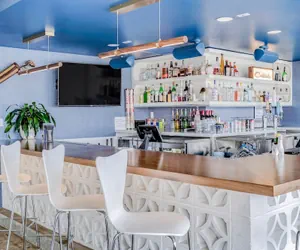 Photo 2 - Downtowner Boutique Hotel