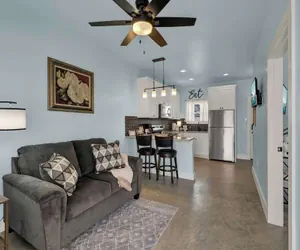 Photo 2 - Cozy Casita With Hot Tub Six Minutes From Main Street